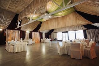 Банкетные залы загородного комплекса «‎Частный клуб»‎