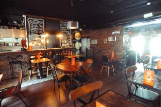 Al Capone Bar
