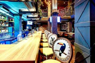 Зеленая собака