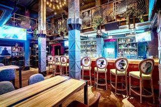 Зеленая собака