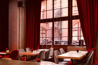 Двойная жизнь Вероники