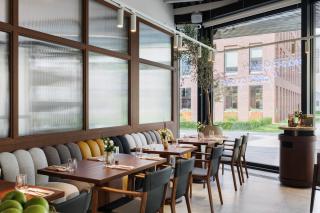 М2 Органик клуб Лаки