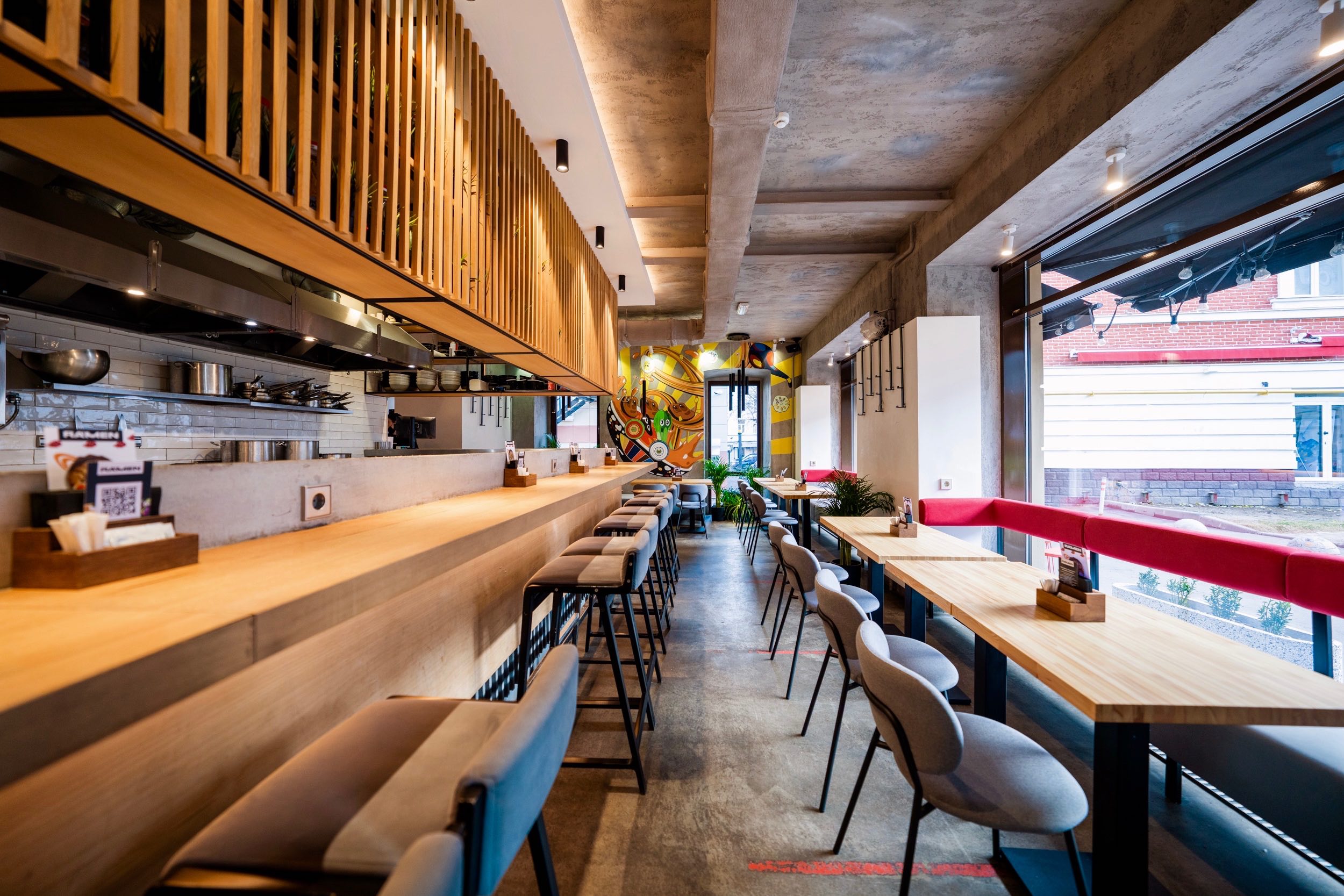 Ramen moscow цветной бульвар. Ramen ресторан в москве. Москва цветной бульвар 21с7 ra men. Рамен кафе цветной бульвар. Рамен-бар ra'men.