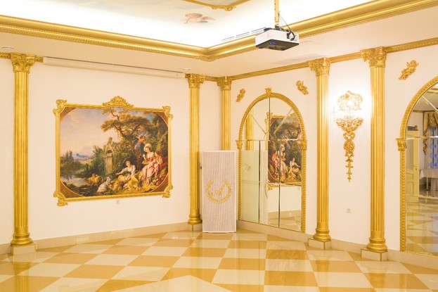 Царский зал