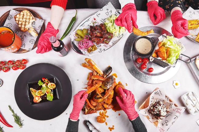 Ginza Project открыл ресторан «Едим руками»
