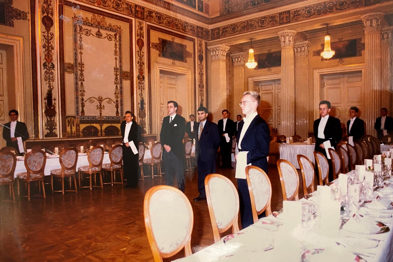 Каким был обед Елизаветы II в Петербурге в 1994