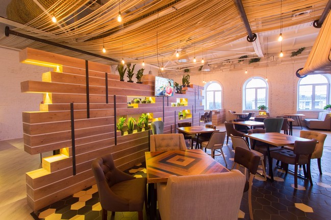 В креативном пространстве «Ткачи» открылся одноименный ресторан