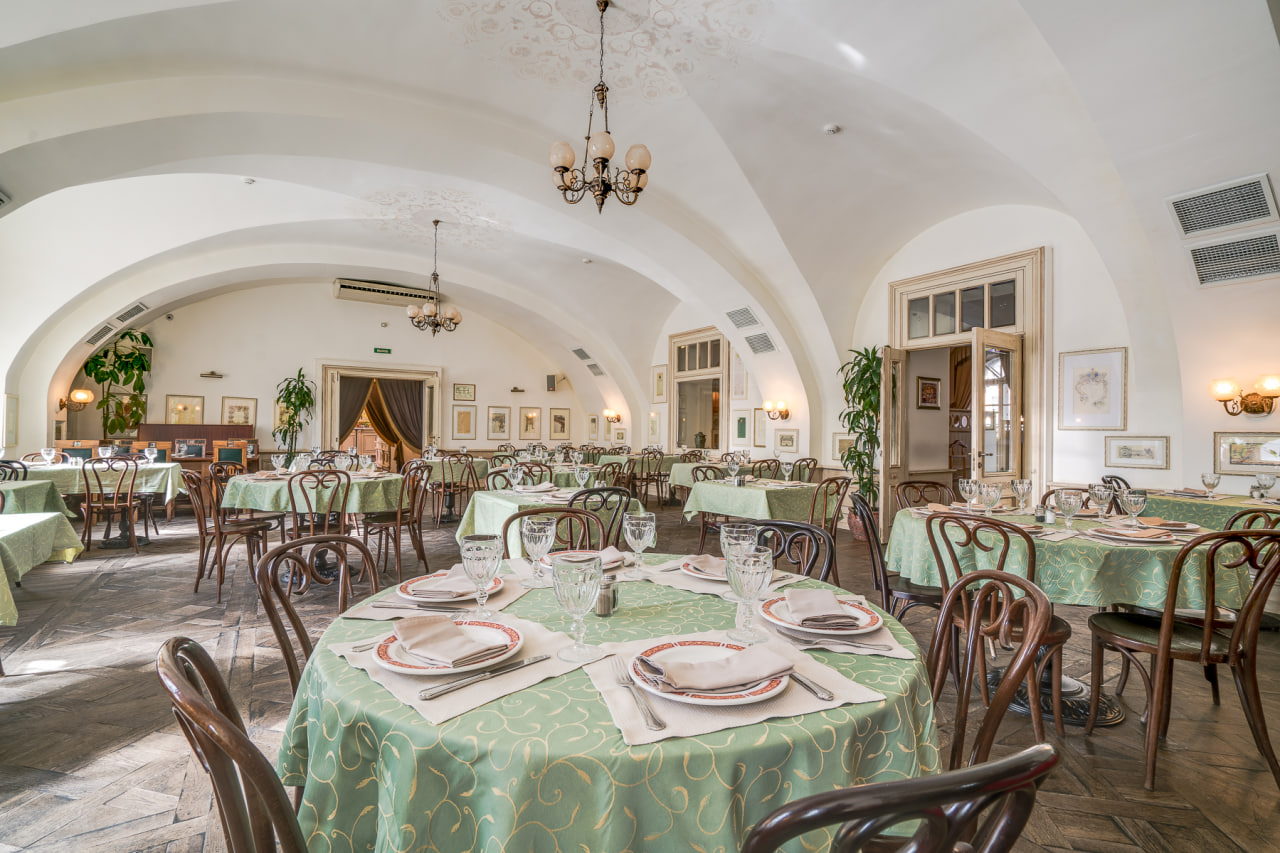 Сборные корпоративы | Русская рюмочная № 1 | б-р Конногвардейский, 4