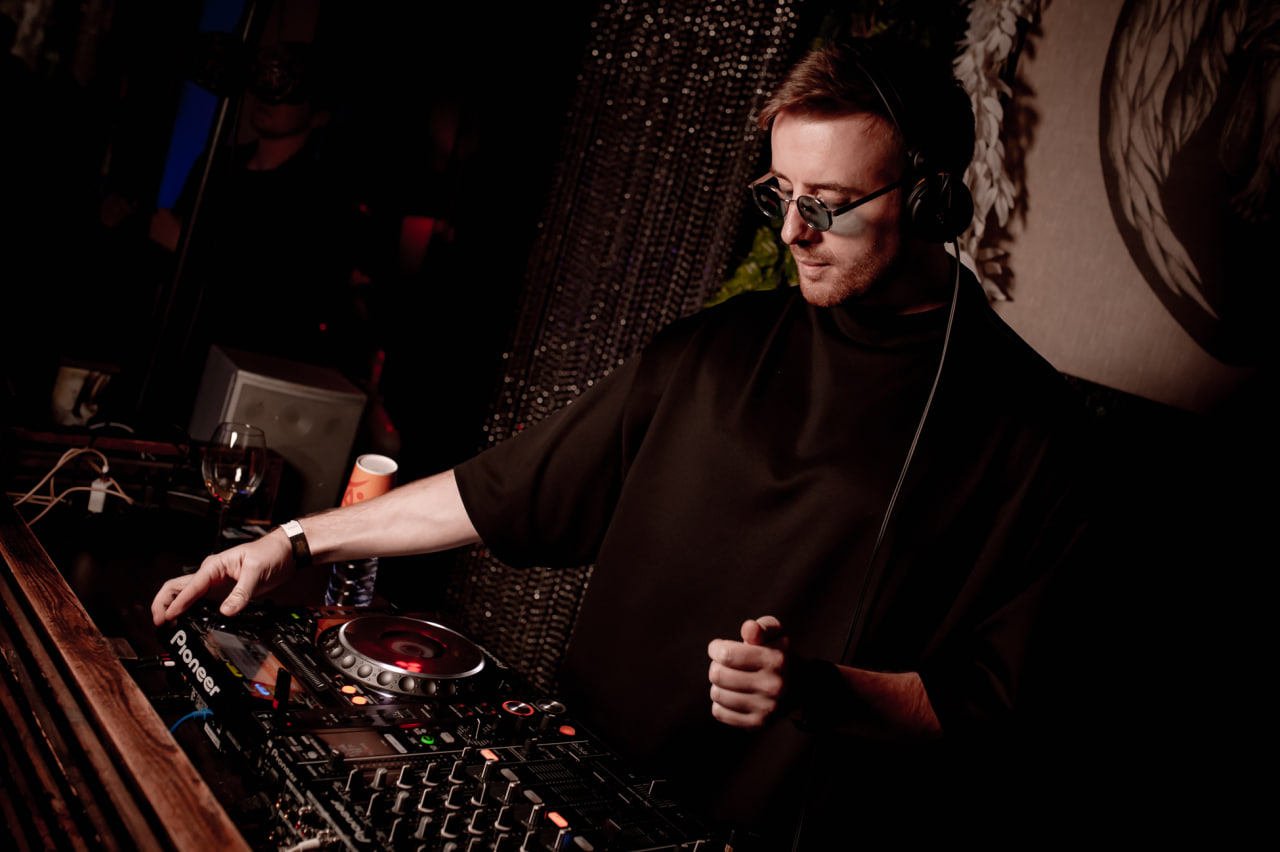 Диджей-сеты | Kira | ул. Кирочная, 67с2