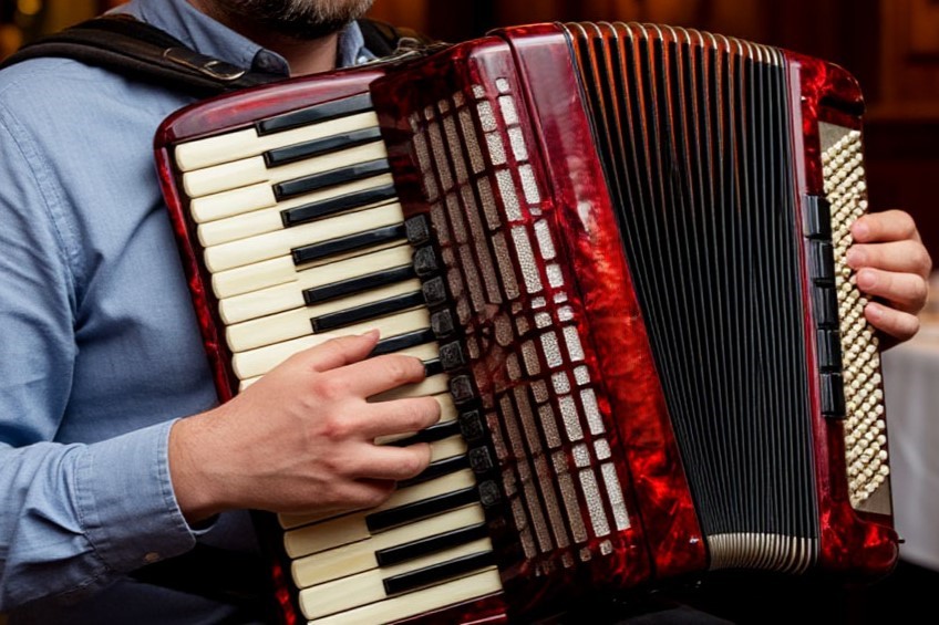 Вечер аккордеона | Твоя остановочка | пр-т Невский, 51