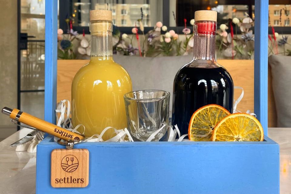 Набор настоек | Settlers | ул. Наличная, 24к1А