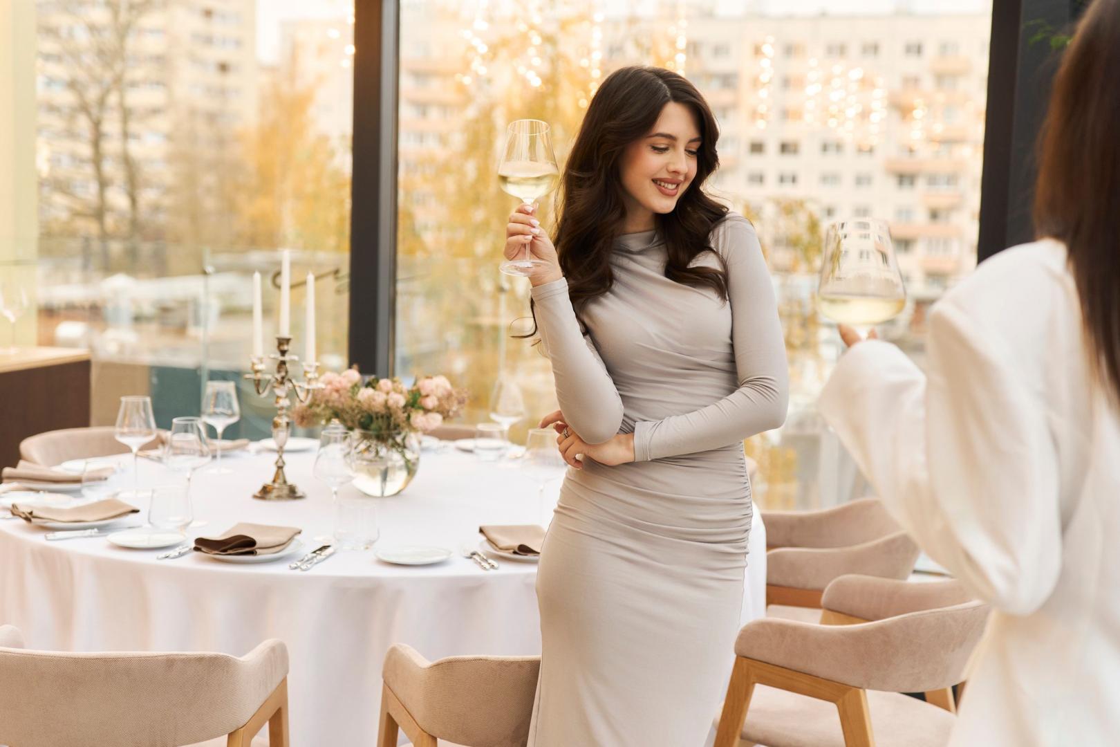 Международный женский день | Луч | пр-т Просвещения, 83