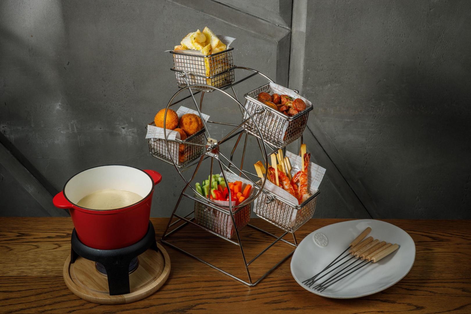 Две больших коллаборации | Krombacher Beer Kitchen | ул. 1-я Тверская-Ямская, 19