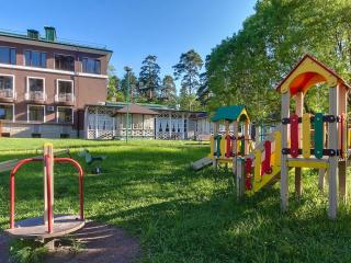 Птички и ягоды