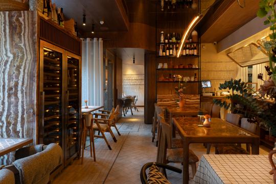 Ресторан Gris открылся на улице Восстания