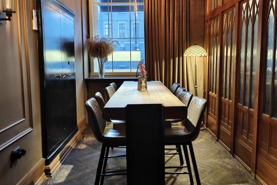 Второй шанс Критика Бориса: Nobel pub & brasserie